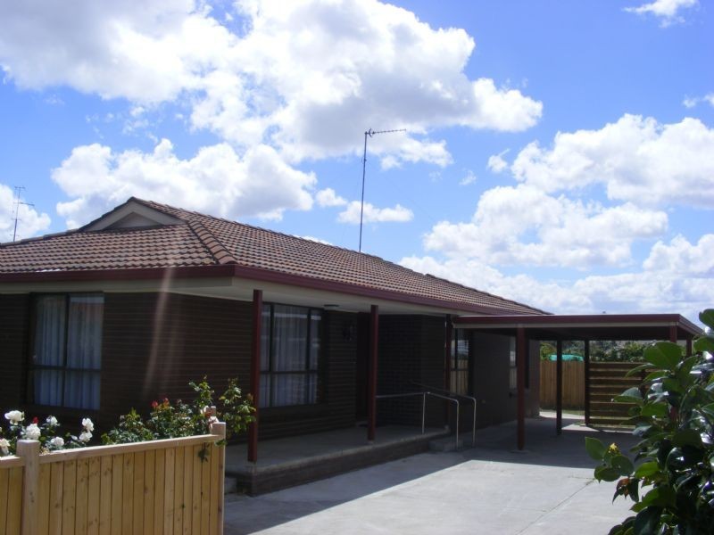 11 Trease Street, Leongatha VIC 3953