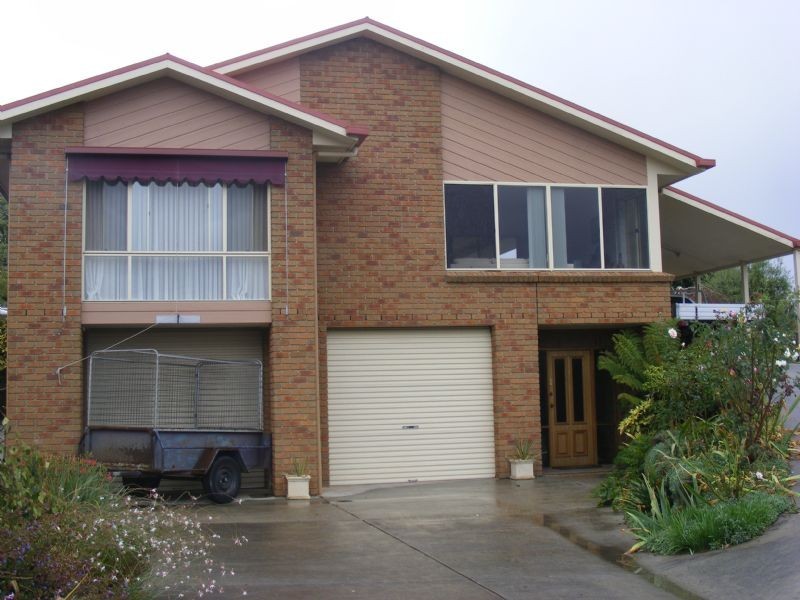 2 Eden Cresent, Leongatha VIC 3953