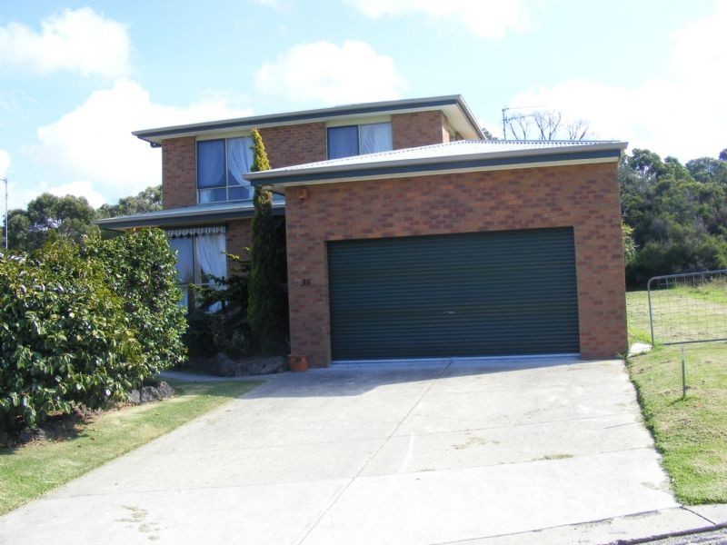 35 Waratah avenue, Waratah Bay VIC 3959
