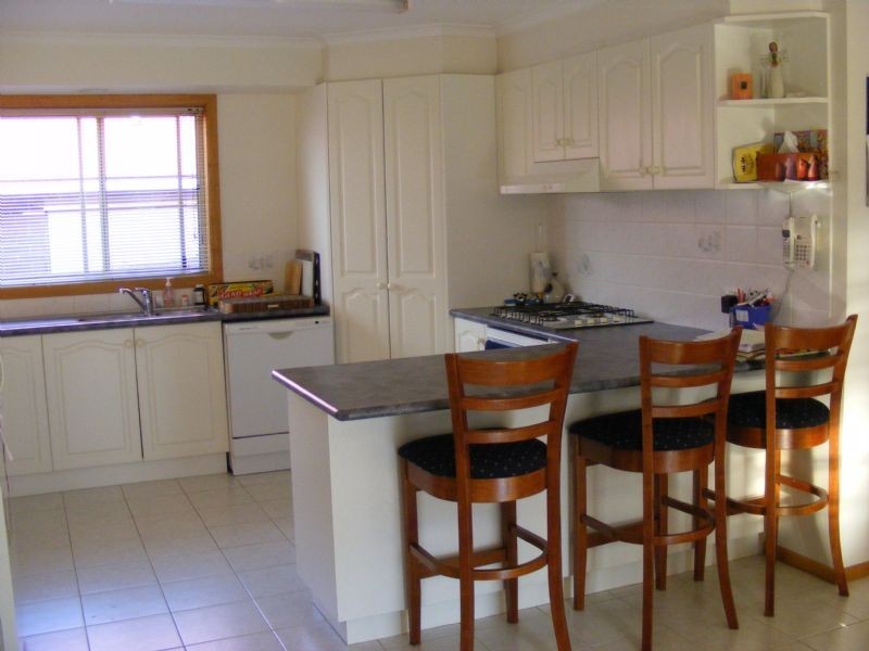 76 Parr, Leongatha VIC 3953