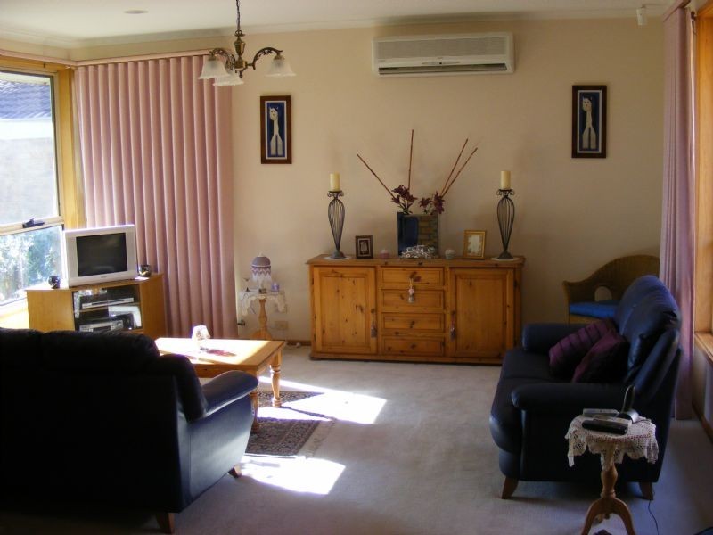 6 Laura Grove, Leongatha VIC 3953