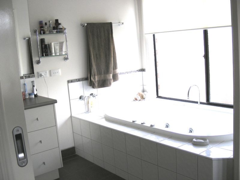 8 ELEANOR COURT, Leongatha VIC 3953