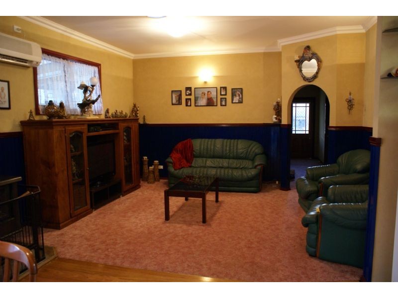 4 Yarragon Road, Leongatha VIC 3953