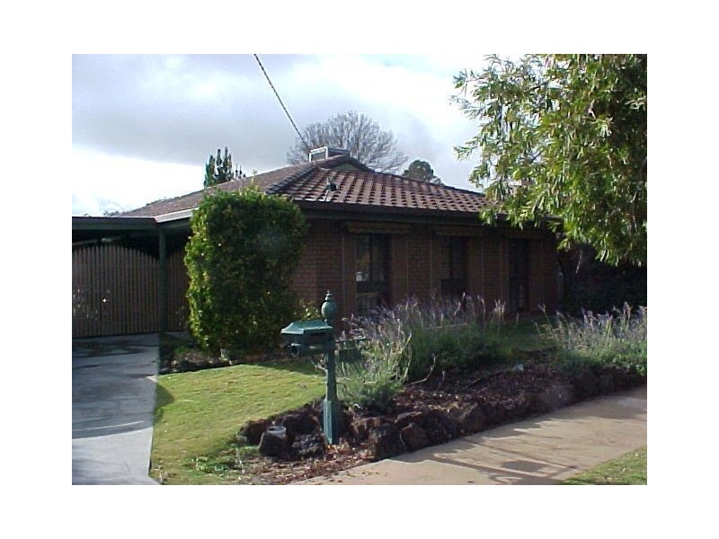 16 Euneva Drive, Mildura VIC 3500