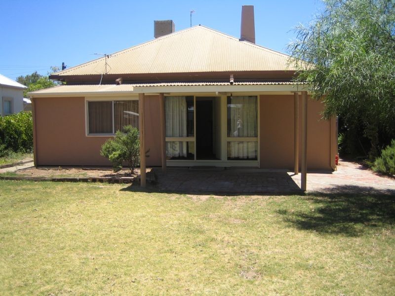 20 Walnut Avenue, Mildura VIC 3500