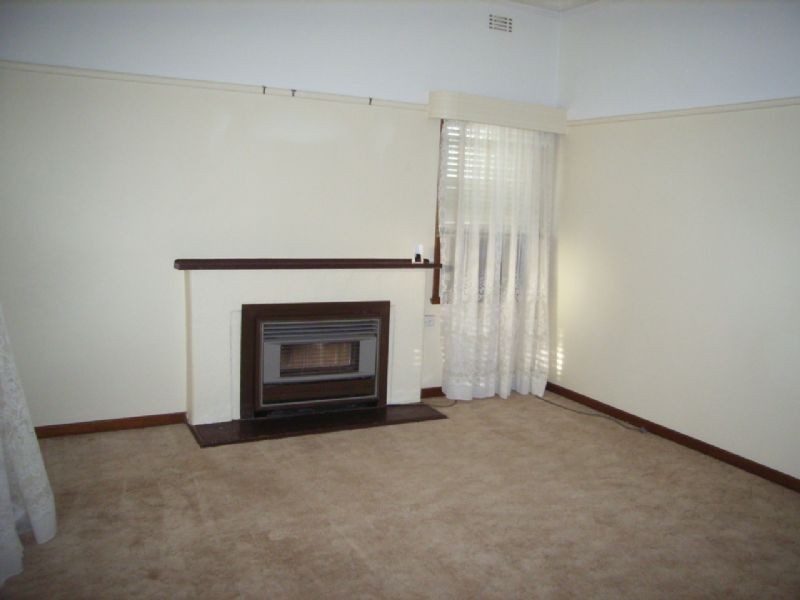 24 Floral Avenue East, Mildura VIC 3500