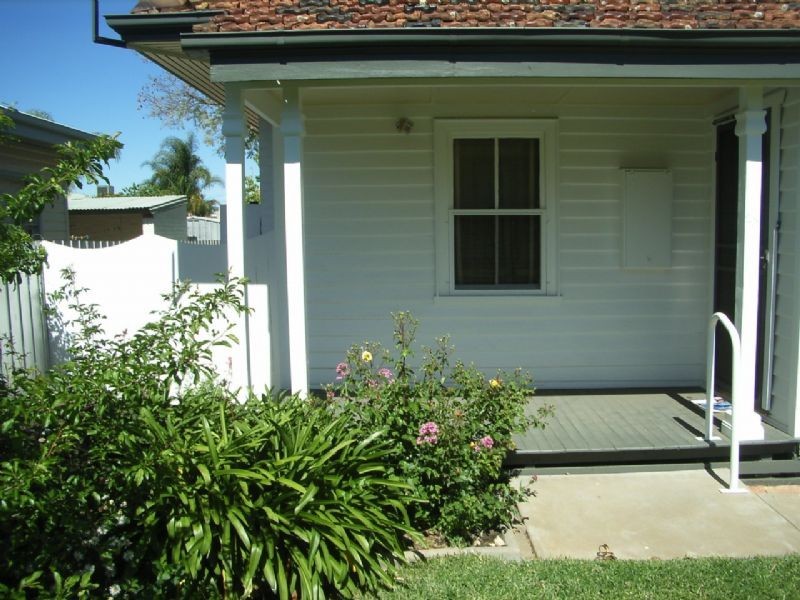 24 Floral Avenue East, Mildura VIC 3500