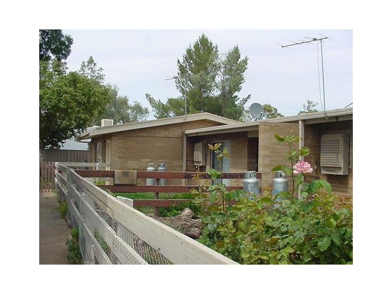 1-5/166 Commercial Street Via Mildura, Merbein VIC 3505