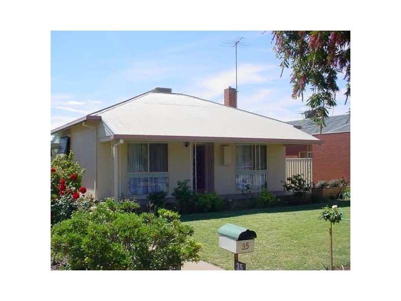 35 Cherry Avenue, Mildura VIC 3500