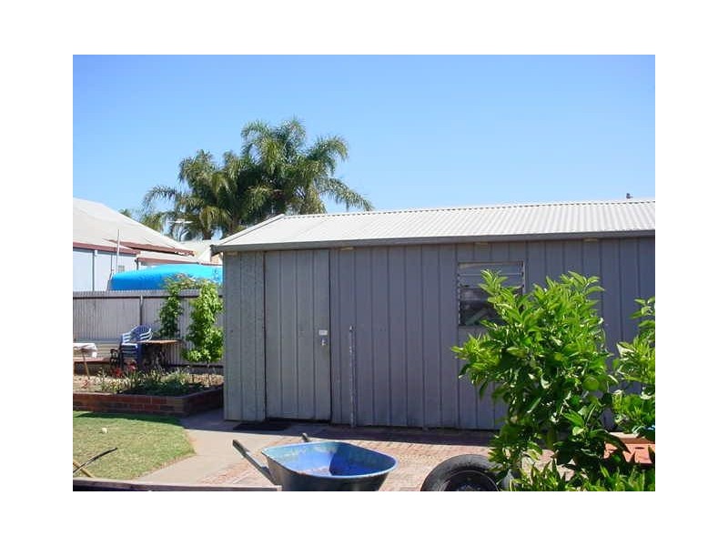 35 Cherry Avenue, Mildura VIC 3500