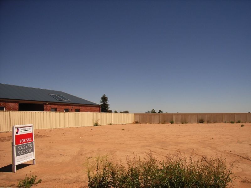 7 Barraclough Way, Mildura VIC 3500