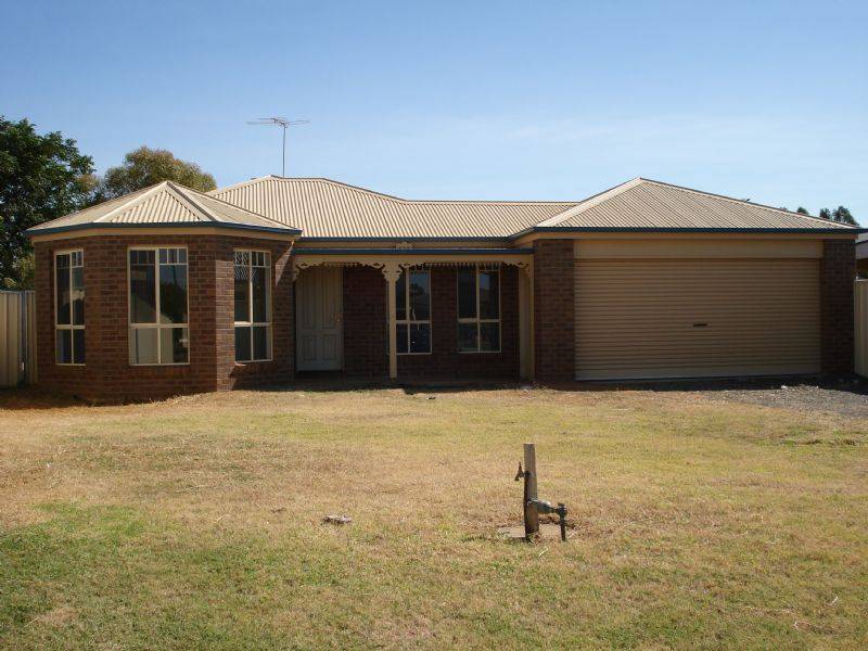5 Sebastian Court, Mildura VIC 3500