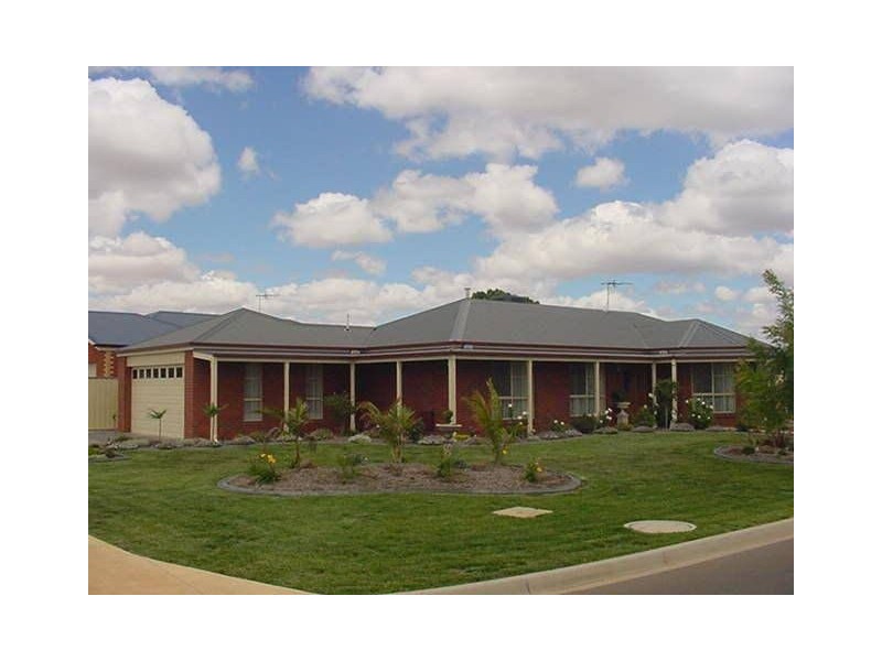 14 Ularara Drive, Mildura VIC 3500