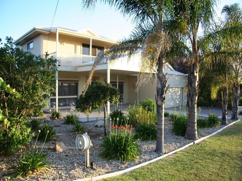 1542 Deakin Avenue, Mildura VIC 3500