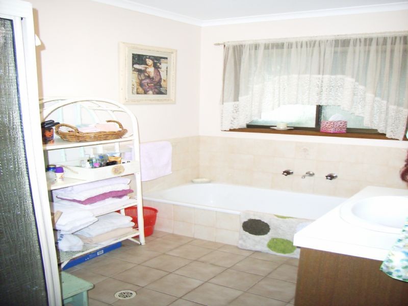 9 Etherington Drive, Mildura VIC 3500