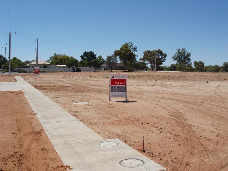 1-10 Cureton Avenue, Mildura VIC 3500