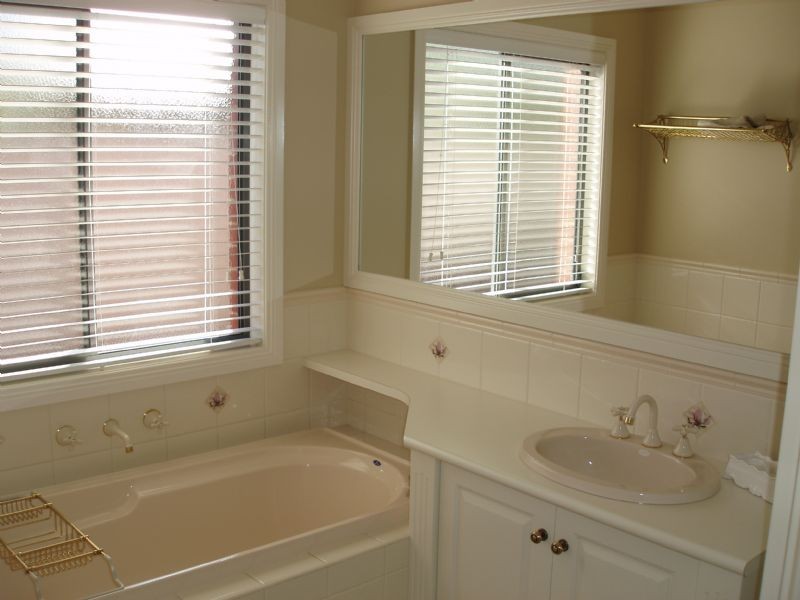 6 Hugo Court, Mildura VIC 3500