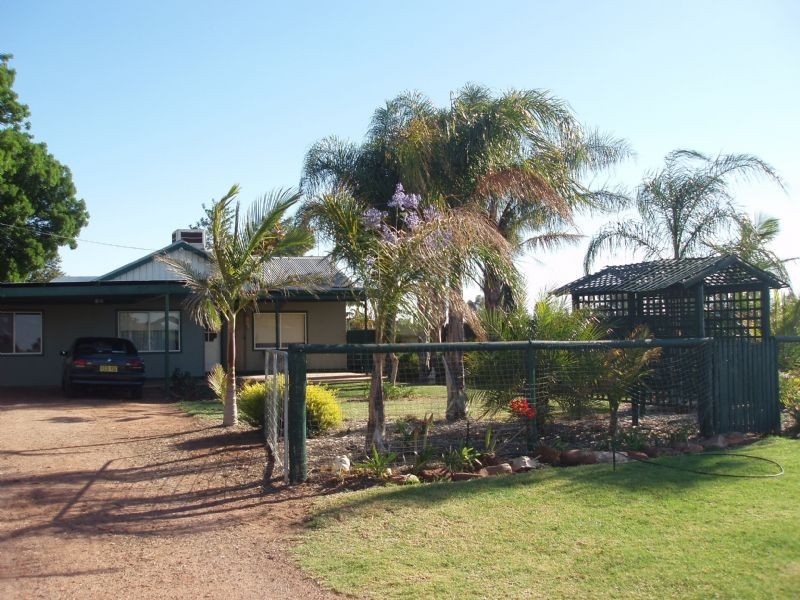 80 School Road, Dareton NSW 2717