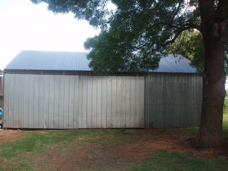 80 School Road, Dareton NSW 2717