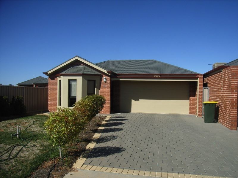 27 Taylor Drive, Mildura VIC 3500