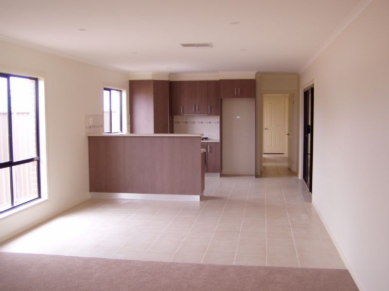 27 Taylor Drive, Mildura VIC 3500