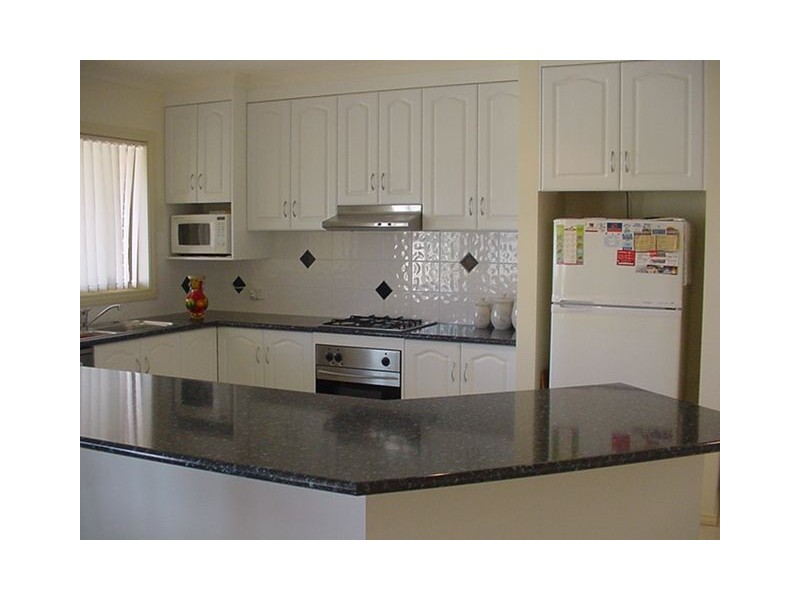 16 James Cook Drive, Mildura VIC 3500