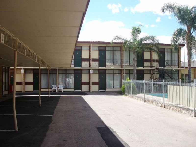 153 Deakin Avenue, Mildura VIC 3500