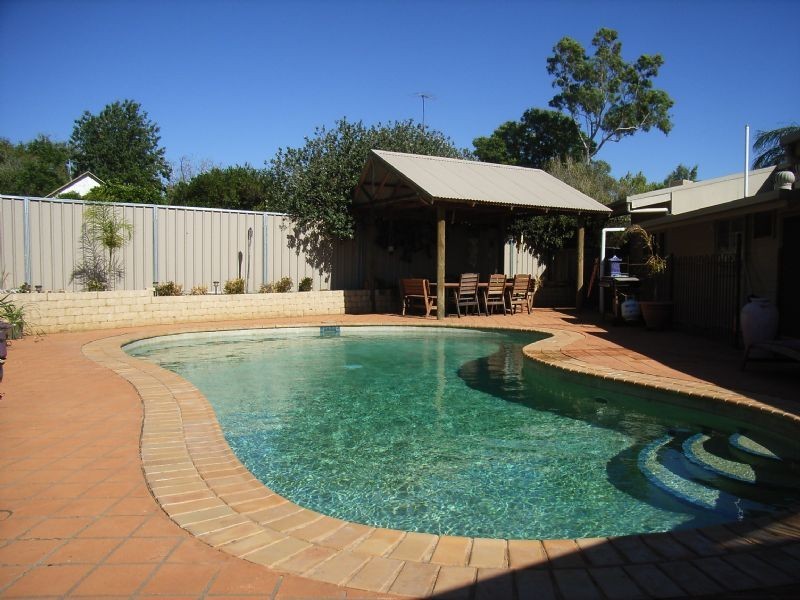 15 Leonora Street , Robinvale VIC 3549