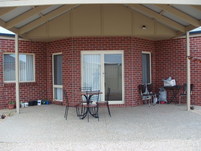 5 Barraclough Way, Mildura VIC 3500