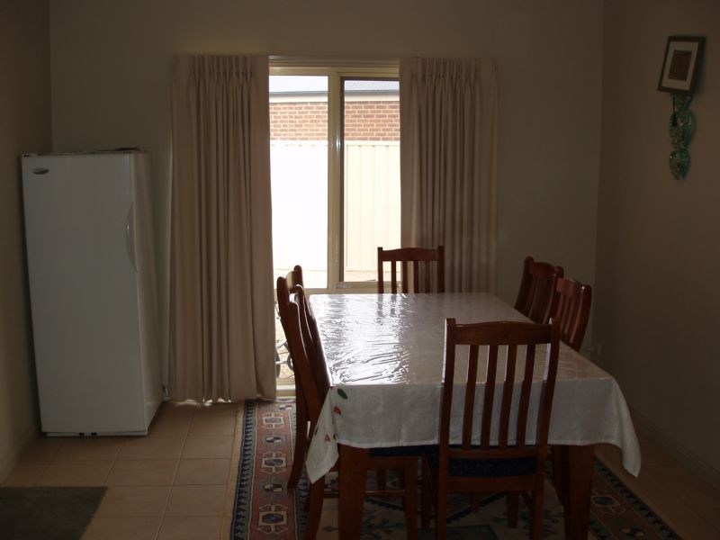 5 Barraclough Way, Mildura VIC 3500