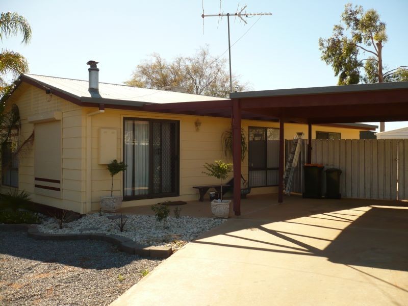 48 Main Avenue North, Merbein VIC 3505