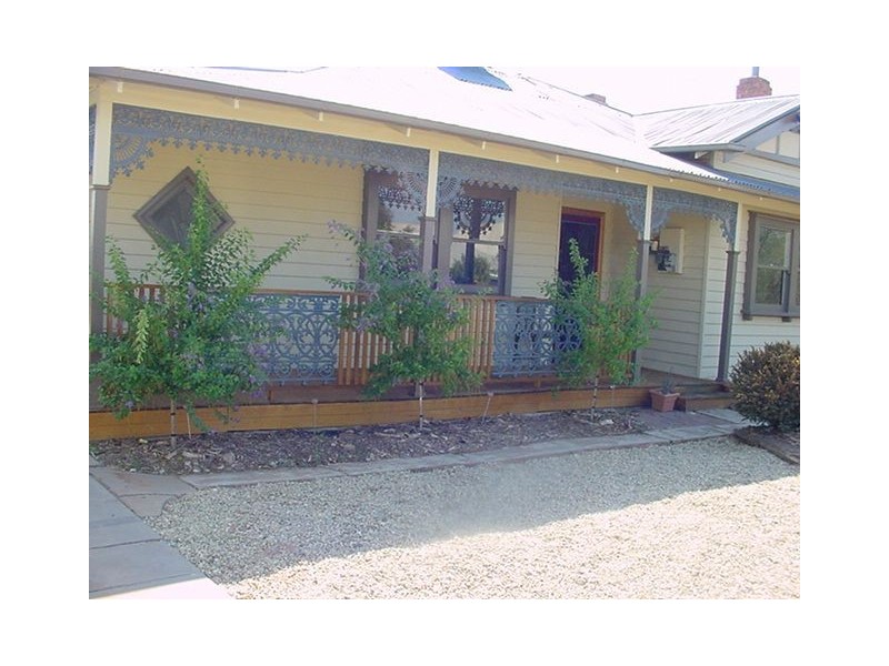 151 Almond Avenue, Mildura VIC 3500