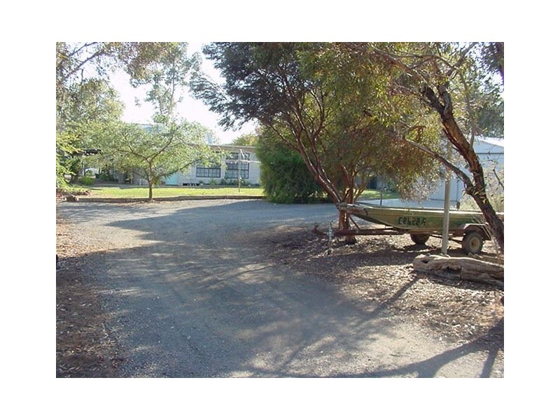 8 Commercial Street, Merbein VIC 3505