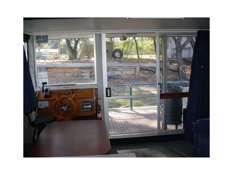 House Boat Pegasus, Buronga NSW 2739