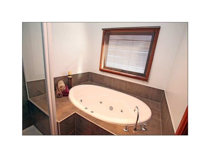 22 Katrina Court, Gol Gol NSW 2738