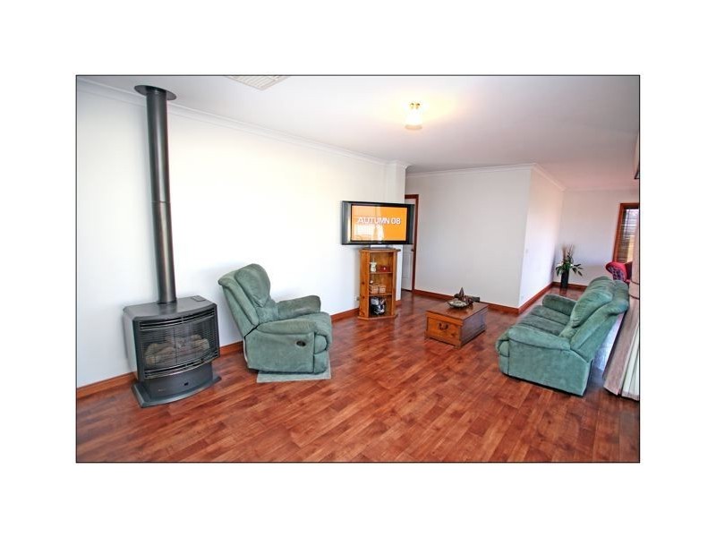 22 Katrina Court, Gol Gol NSW 2738