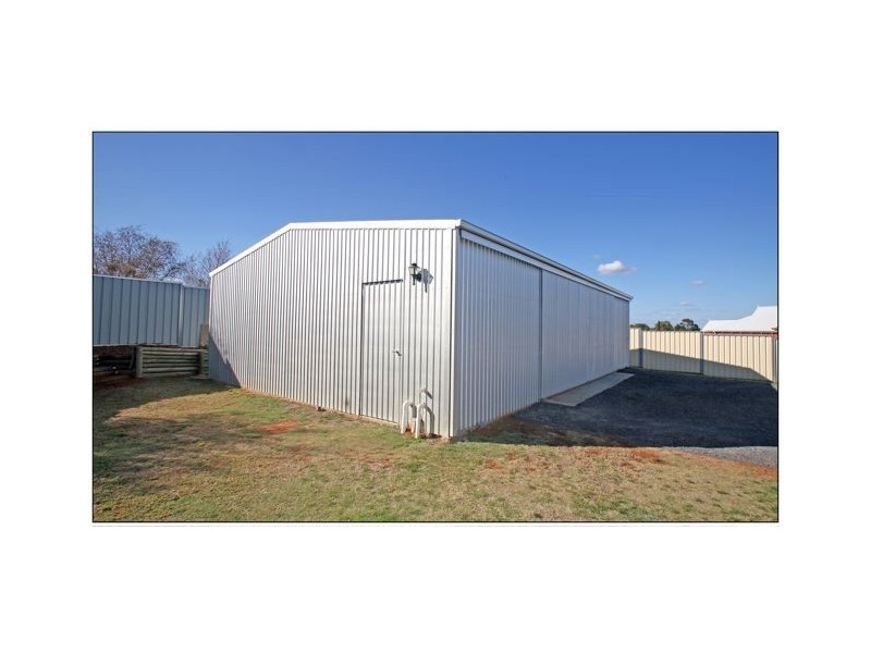 22 Katrina Court, Gol Gol NSW 2738