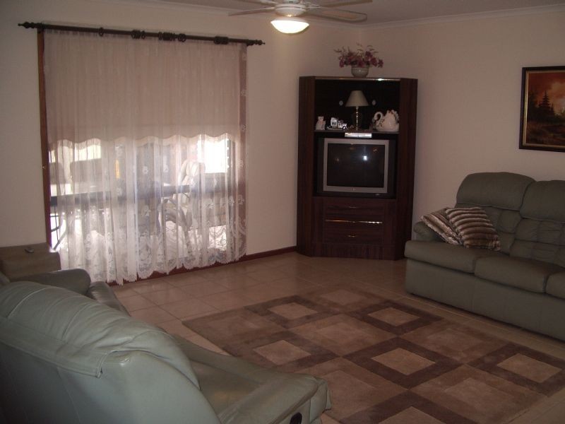 17 Etherington Drive, Mildura VIC 3500