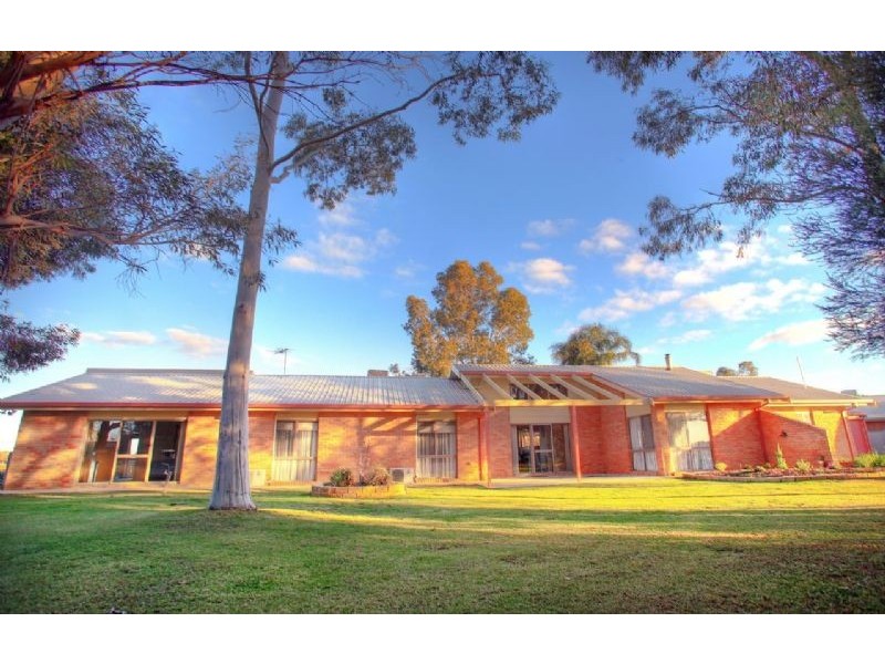 1130 Sandilong Avenue, Irymple VIC 3498