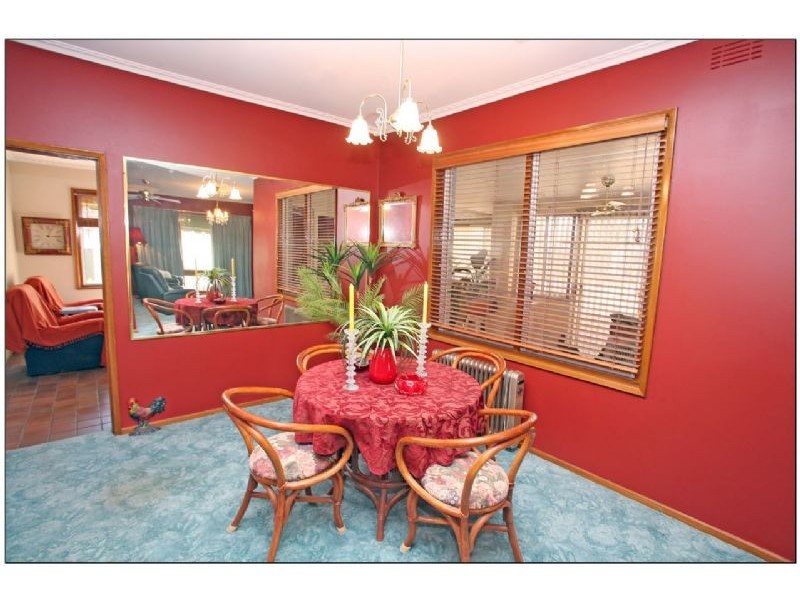 8 – 9  Campbell Grove, Mildura VIC 3500