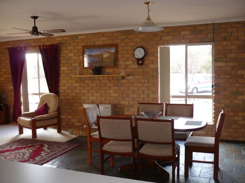 2 Nicholls Court, Red Cliffs VIC 3496