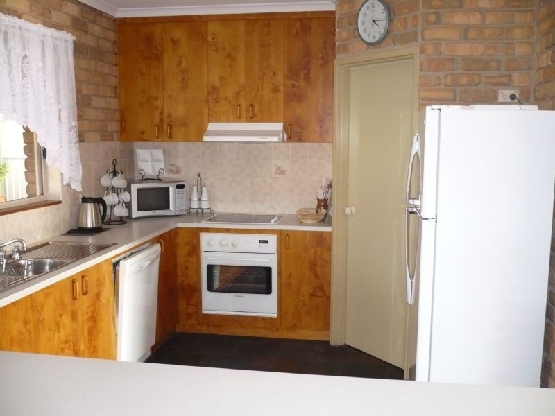 2 Nicholls Court, Red Cliffs VIC 3496