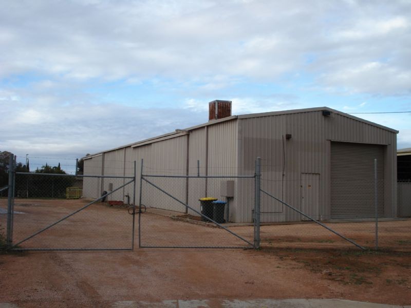 1/5 Industrial Court, Irymple VIC 3498