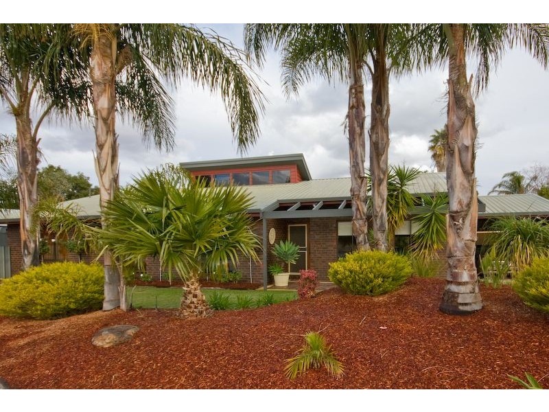 16  Tapio Street, Gol Gol NSW 2738