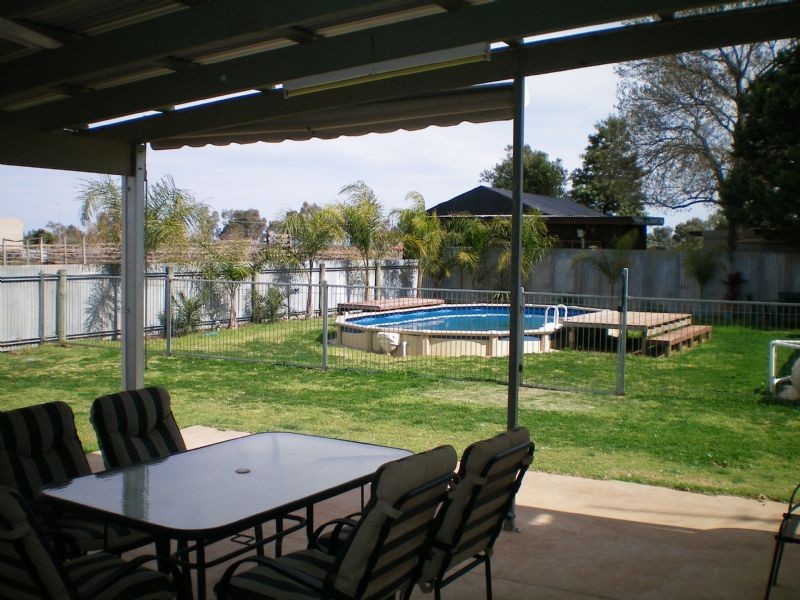 82 School Road, Dareton NSW 2717
