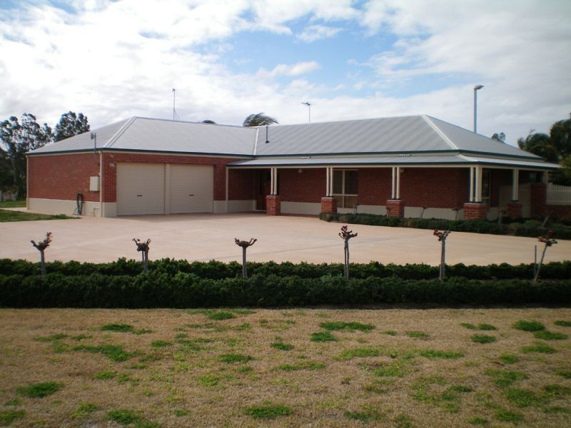 22 Modikerr Way, Gol Gol NSW 2738