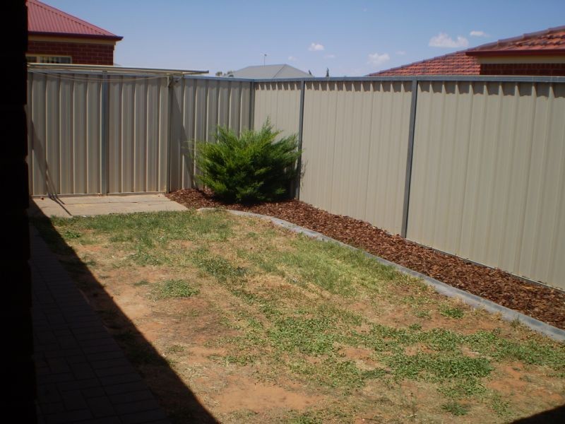1/484 Walnut Avenue, Mildura VIC 3500