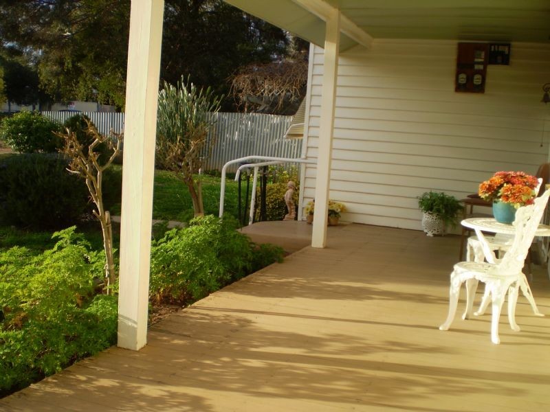 76 Magnolia Avenue, Mildura VIC 3500