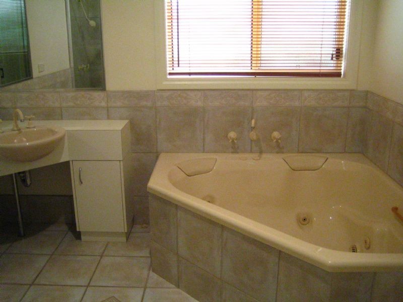 100 Riverside Avenue, Mildura VIC 3500