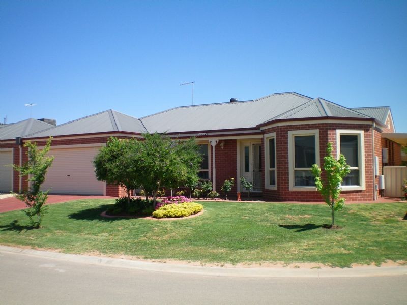 25 Francesca Drive, Irymple VIC 3498